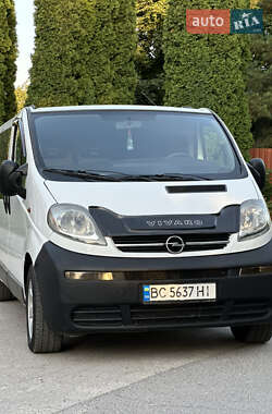 Мінівен Opel Vivaro 2004 в Тернополі