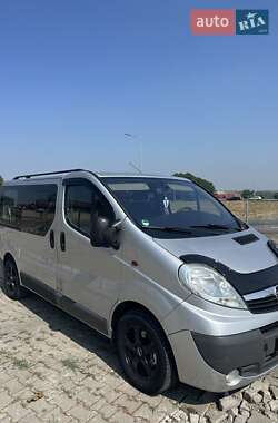 Минивэн Opel Vivaro 2007 в Черновцах