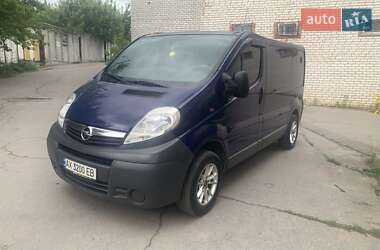 Грузовой фургон Opel Vivaro 2012 в Харькове