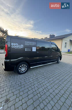 Минивэн Opel Vivaro 2012 в 