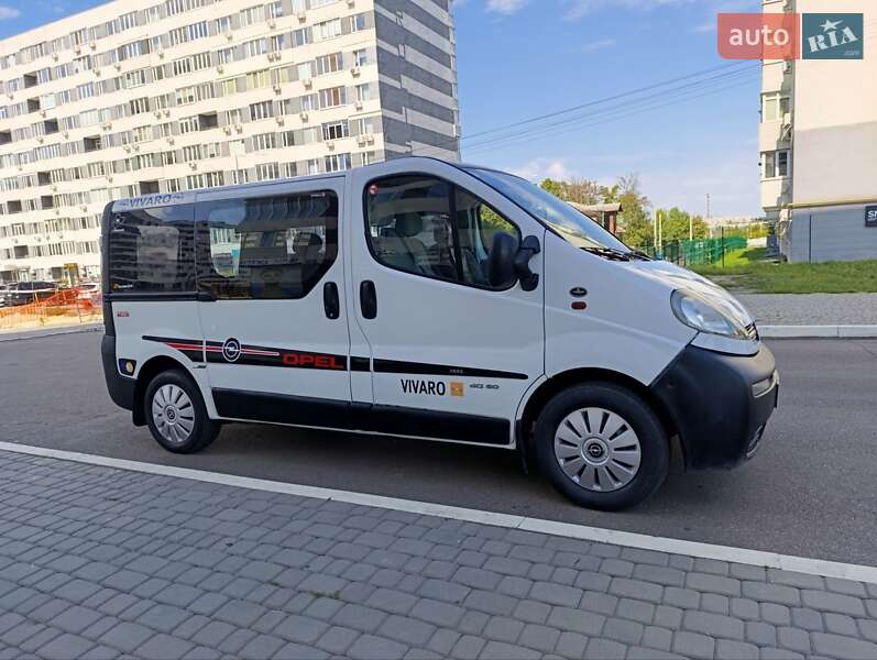 Opel Vivaro 2005