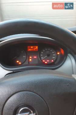 Минивэн Opel Vivaro 2010 в 