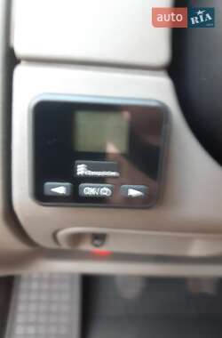 Минивэн Opel Vivaro 2010 в 