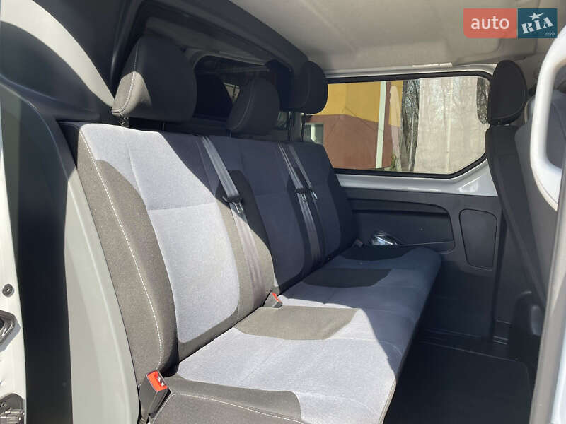 Мінівен Opel Vivaro 2018 в Львові фото 12 Мінівен Opel Vivaro 2018 в Львові
