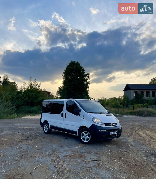 Opel Vivaro 2001
