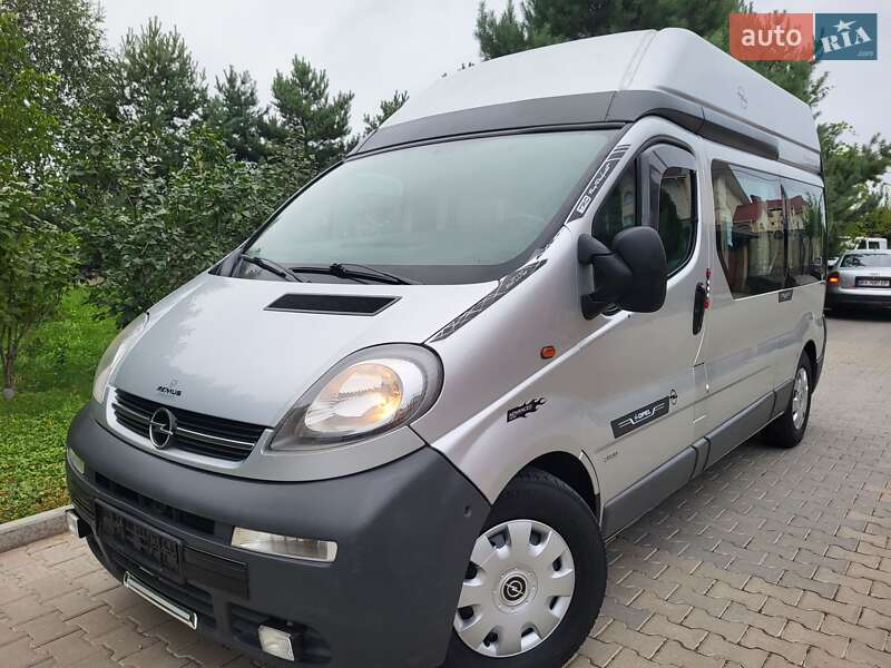 Мінівен Opel Vivaro 2004 в Хмельницькому
