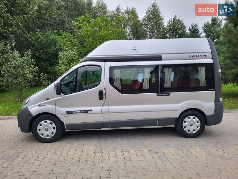 Мінівен Opel Vivaro 2004 в Хмельницькому