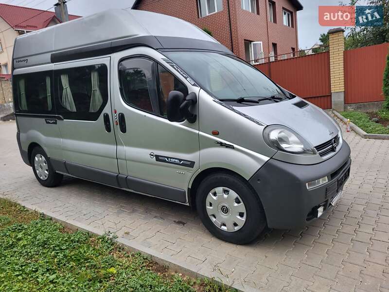 Мінівен Opel Vivaro 2004 в Хмельницькому