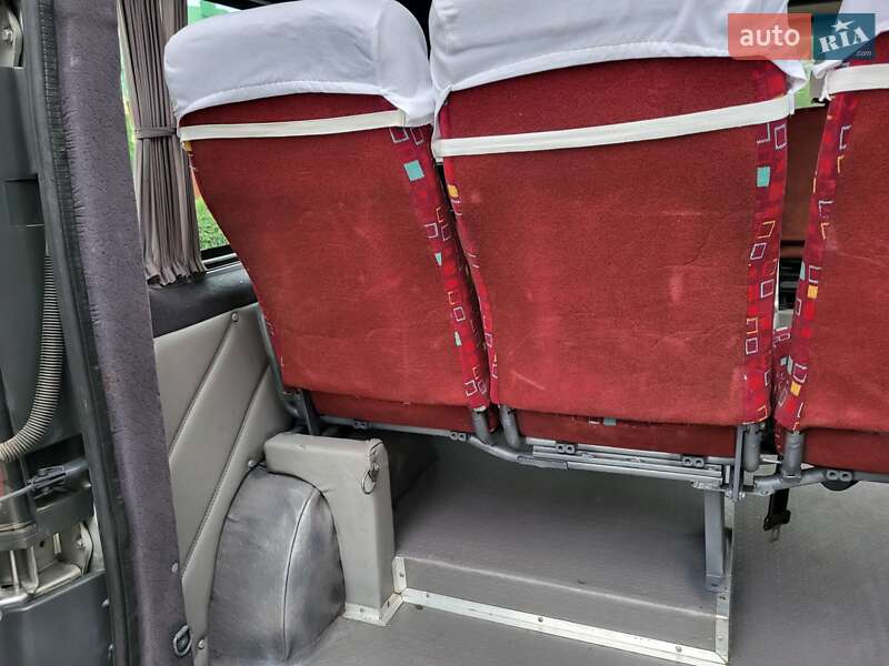 Мінівен Opel Vivaro 2004 в Хмельницькому