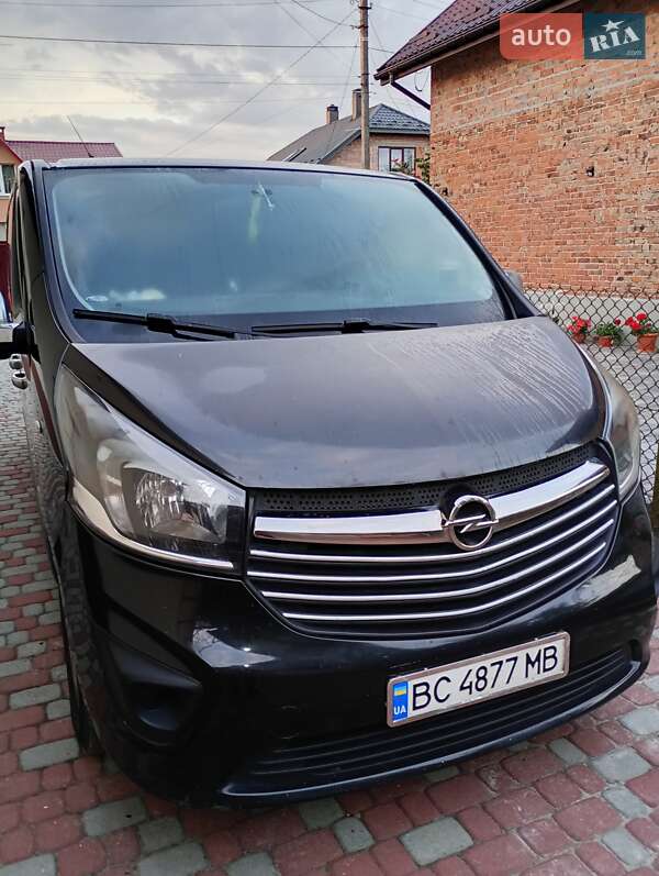 Opel Vivaro 2016