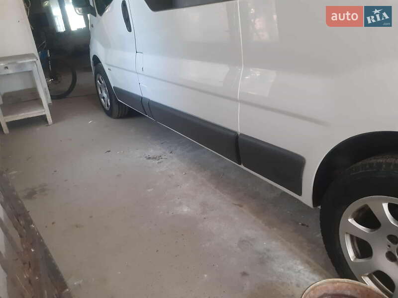 Мінівен Opel Vivaro 2011 в Виноградові фото 5 Мінівен Opel Vivaro 2011 в Виноградові