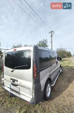 Минивэн Opel Vivaro 2004 в Покрове