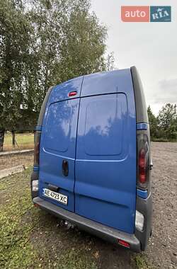 Минивэн Opel Vivaro 2004 в 