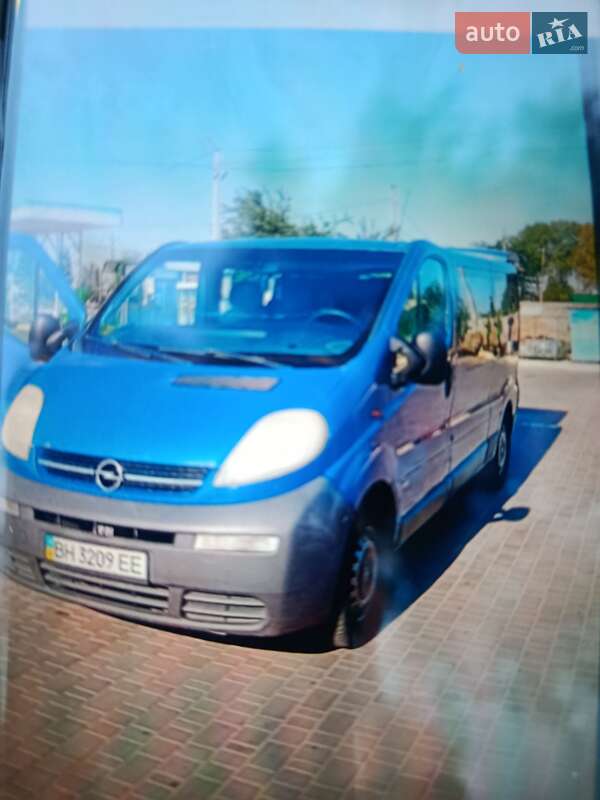 Минивэн Opel Vivaro 2005 в 