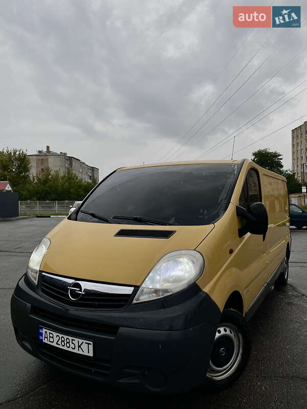 Opel Vivaro 2014