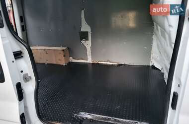 Грузовой фургон Opel Vivaro 2012 в 