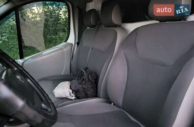 Грузовой фургон Opel Vivaro 2012 в 