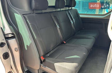 Минивэн Opel Vivaro 2015 в 