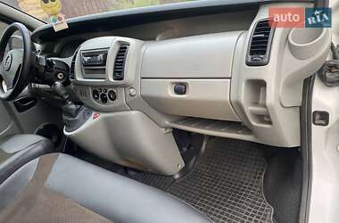 Минивэн Opel Vivaro 2003 в 