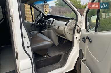 Минивэн Opel Vivaro 2003 в 