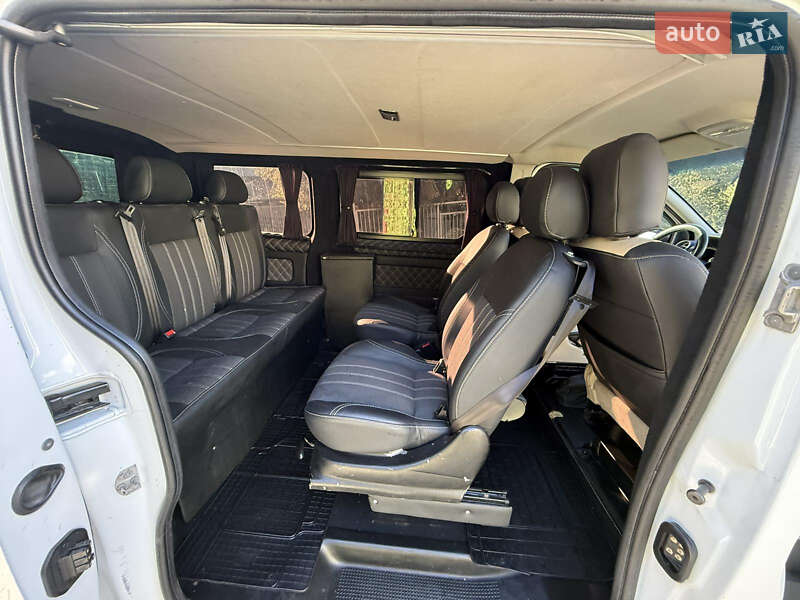 Минивэн Opel Vivaro 2016 в Львове