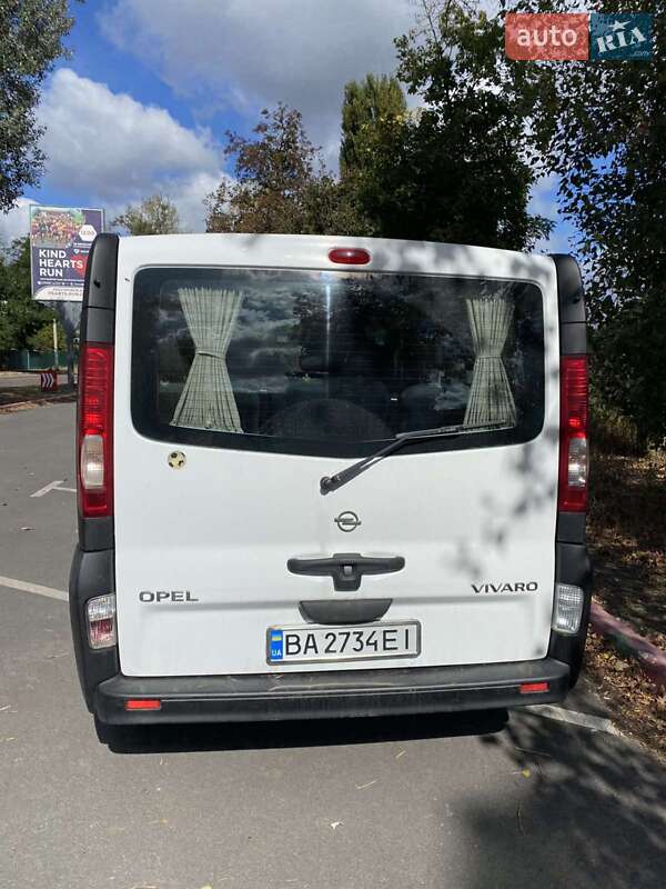 Минивэн Opel Vivaro 2008 в Ирпене