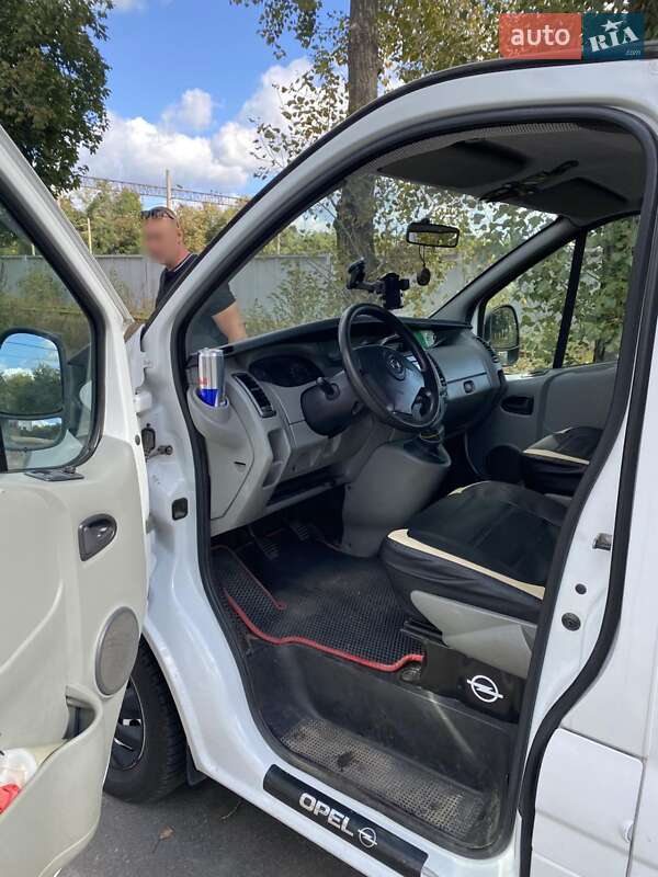 Минивэн Opel Vivaro 2008 в Ирпене