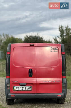 Минивэн Opel Vivaro 2003 в 