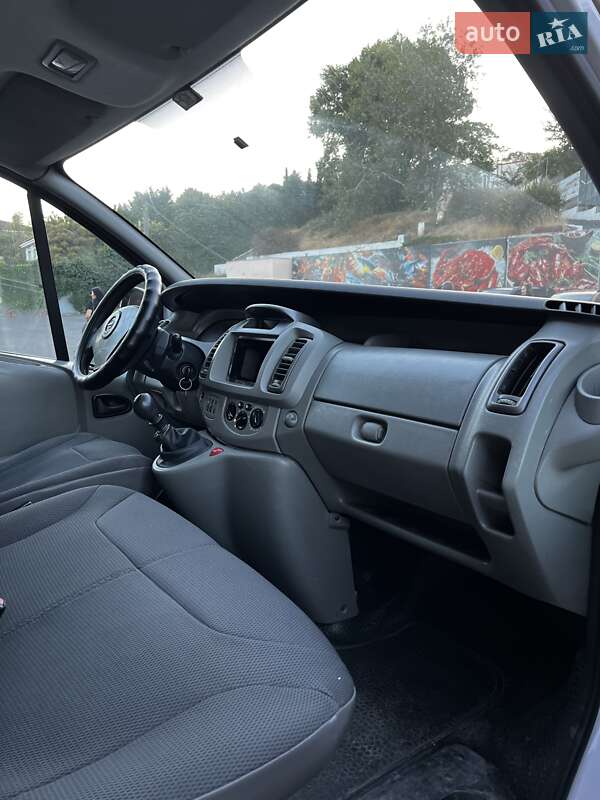 Грузовой фургон Opel Vivaro 2007 в Одессе