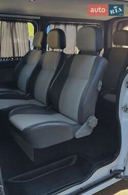 Минивэн Opel Vivaro 2009 в 