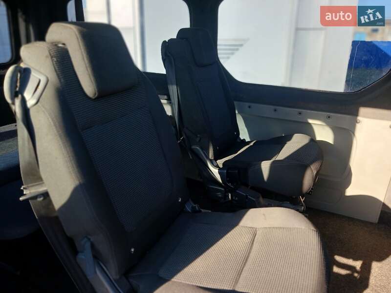 Минивэн Opel Vivaro 2003 в Одессе