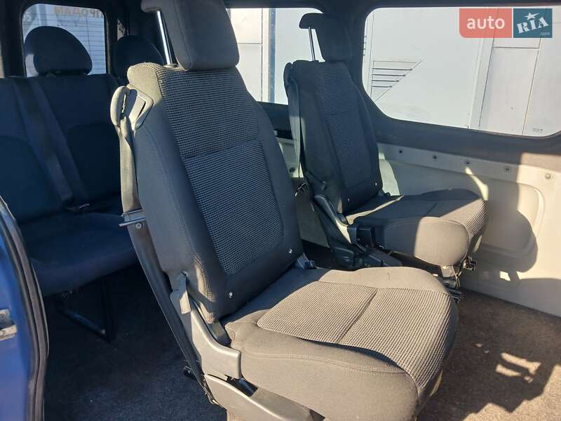 Минивэн Opel Vivaro 2003 в Одессе