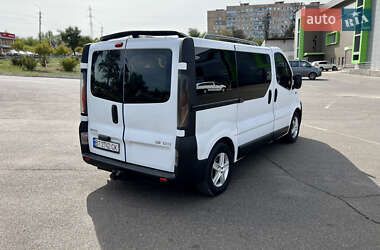 Минивэн Opel Vivaro 2002 в 
