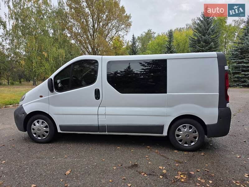 Минивэн Opel Vivaro 2006 в Чернигове