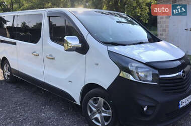 Минивэн Opel Vivaro 2014 в Краматорске