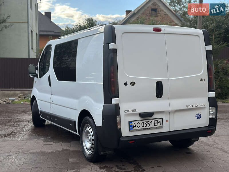 Мінівен Opel Vivaro 2006 в Луцьку