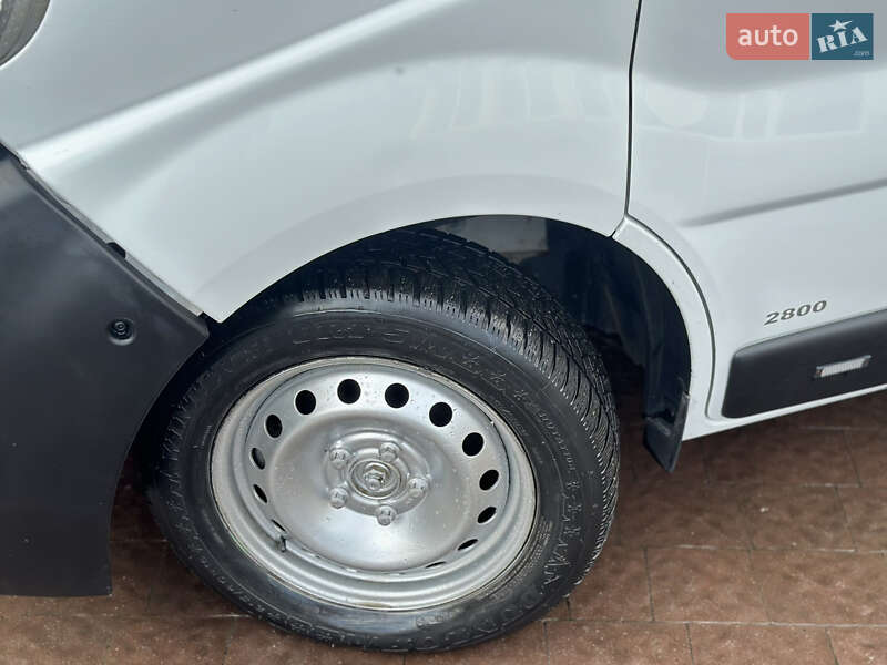 Мінівен Opel Vivaro 2006 в Луцьку