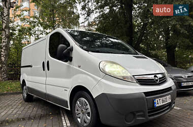 Грузовой фургон Opel Vivaro 2013 в 