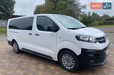 Минивэн Opel Vivaro 2020 в 