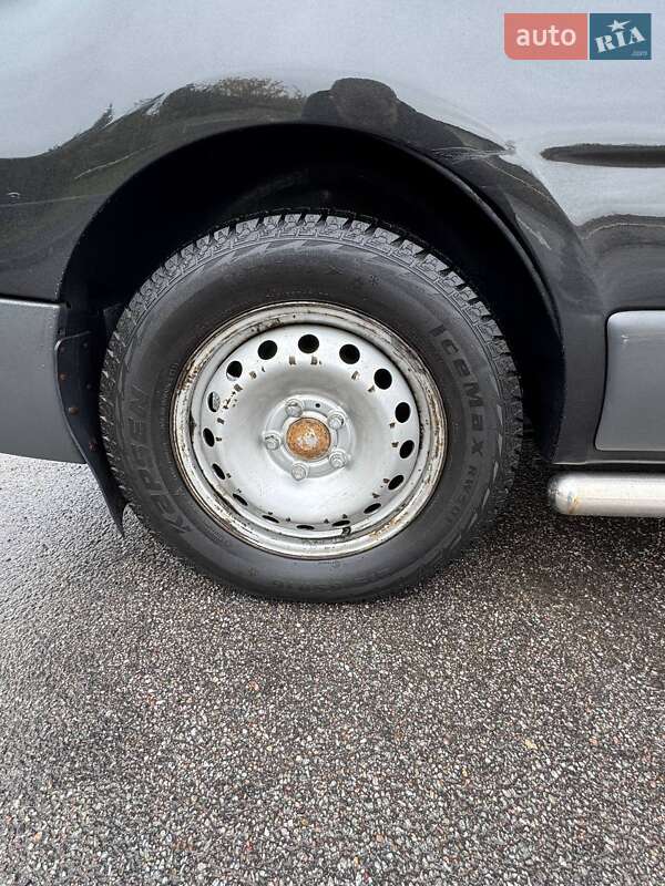 Мінівен Opel Vivaro 2010 в Івано-Франківську