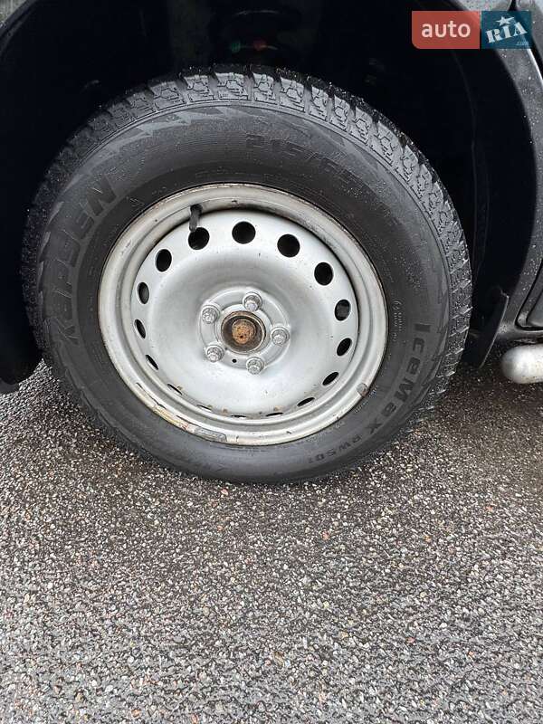 Мінівен Opel Vivaro 2010 в Івано-Франківську