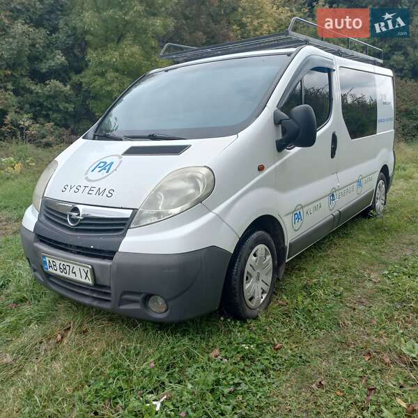 Грузопассажирский фургон Opel Vivaro 2007 в Виннице