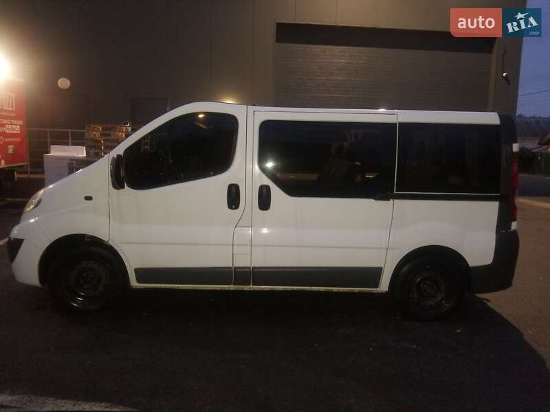 Мінівен Opel Vivaro 2011 в Броварах фото 2 Мінівен Opel Vivaro 2011 в Броварах