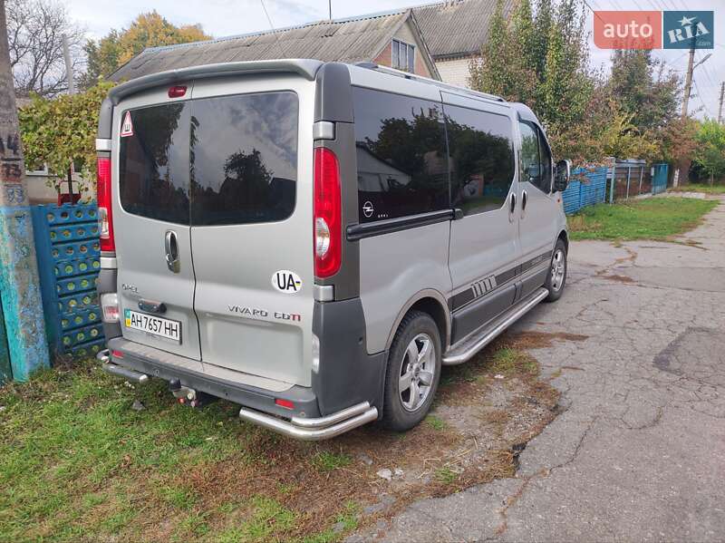 Минивэн Opel Vivaro 2006 в Киеве фото 8 Минивэн Opel Vivaro 2006 в Киеве