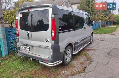 Мінівен Opel Vivaro 2006 в  фото 8 Мінівен Opel Vivaro 2006 в