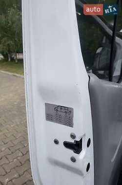 Минивэн Opel Vivaro 2005 в 