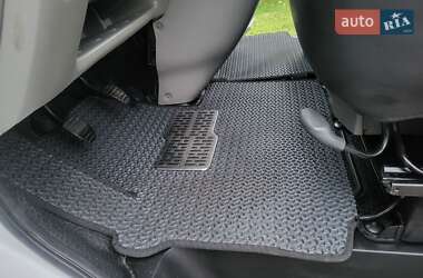 Минивэн Opel Vivaro 2005 в 