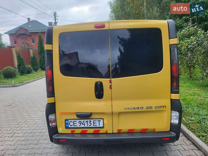 Минивэн Opel Vivaro 2004 в Хмельницком