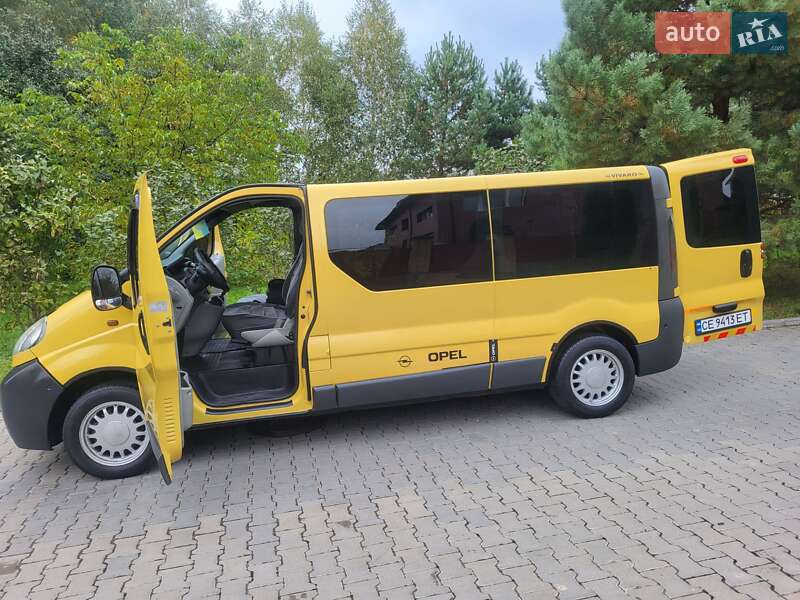 Минивэн Opel Vivaro 2004 в Хмельницком