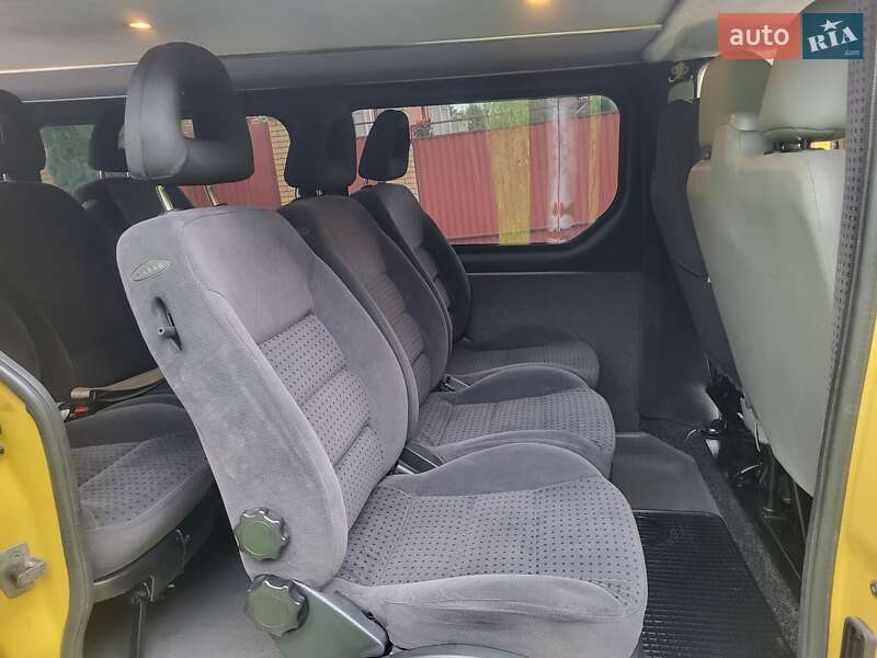 Минивэн Opel Vivaro 2004 в Хмельницком